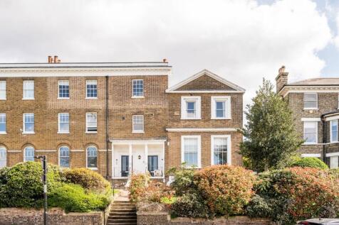 Montpelier Row, Blackheath, London, SE3 1 bed flat for sale