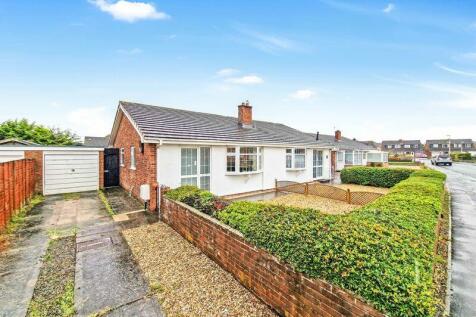 2 bedroom semi-detached bungalow for sale