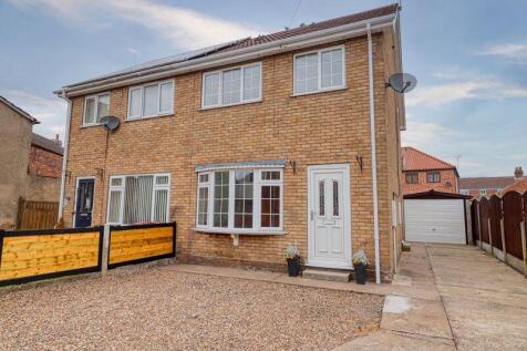 West Terrace Street, Crowle 3 bed semi