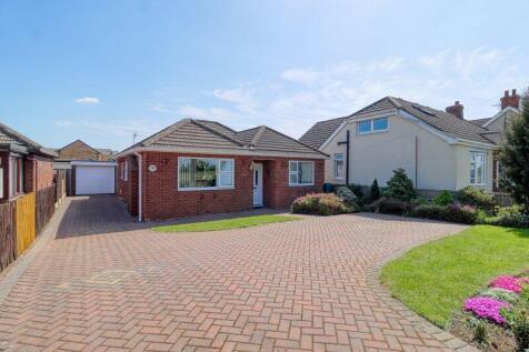Top Road, Winterton 2 bed detached bungalow for sale