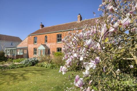 5 bedroom village house for sale