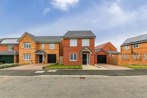Beech Court, Cygnet Park, NE12 3 bed detached house for sale