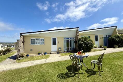 Widemouth Bay, Cornwall EX23 2 bed bungalow for sale