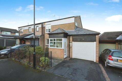 Laburnum Close, Chapeltown... 3 bed link detached house for sale