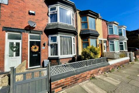 3 bedroom terraced house for sale