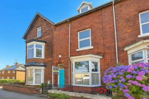 5 bedroom terraced house for sale