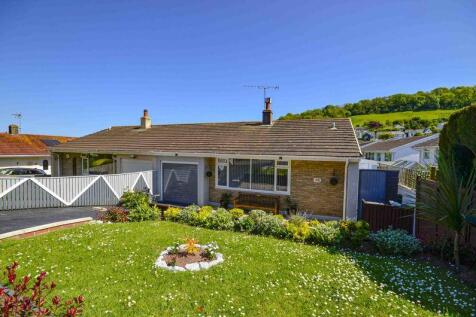 2 bedroom semi-detached bungalow for sale