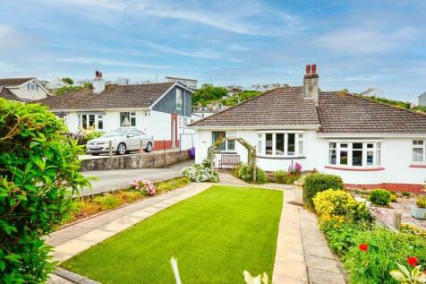 2 bedroom semi-detached bungalow for sale