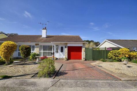 2 bedroom semi-detached bungalow for sale