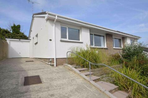 2 bedroom semi-detached bungalow for sale
