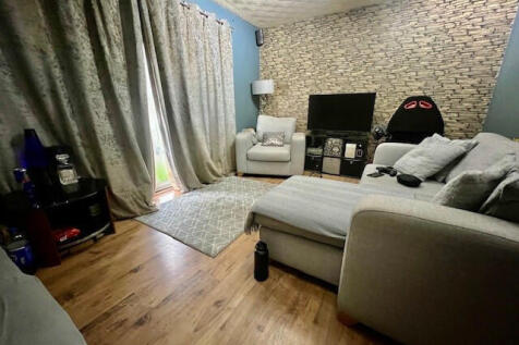 2 bedroom duplex for sale
