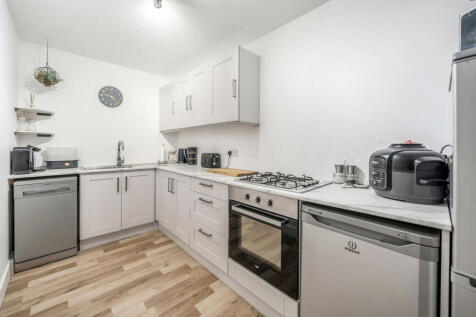 The Old Priory Mews, Victoria Road... 2 bed flat for sale