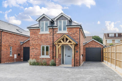 The Old Post Office, Winchester Road... 3 bed detached house for sale