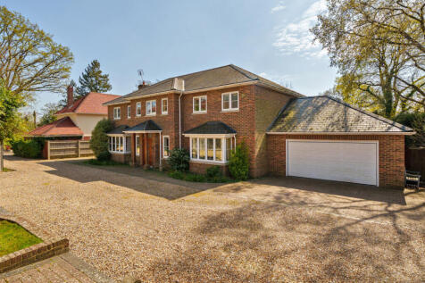 Horns Drove, Rownhams, Southampton, SO16 5 bed detached house for sale
