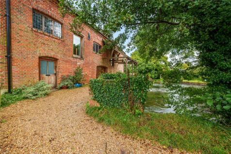 The Causeway, Romsey, Hampshire, SO51 2 bed terraced house for sale