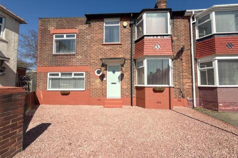 5 bedroom semi-detached house for sale
