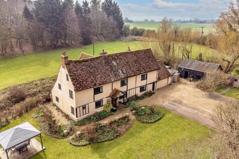 6 bedroom detached house for sale