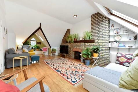 Argyle Road, Ealing 2 bed flat for sale