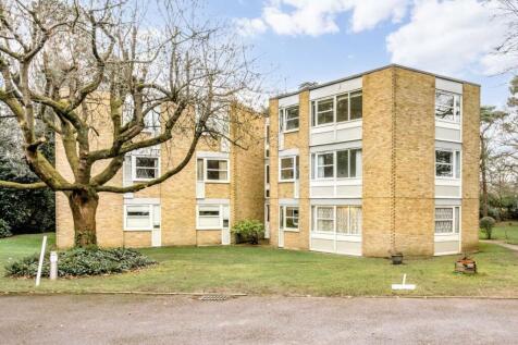 Heathside, Weybridge KT13 2 bed flat for sale