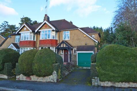 4 bedroom semi-detached house for sale