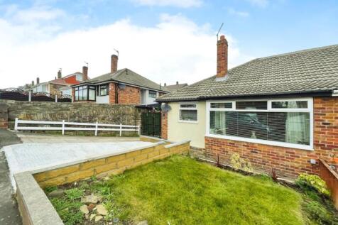 2 bedroom semi-detached bungalow for sale