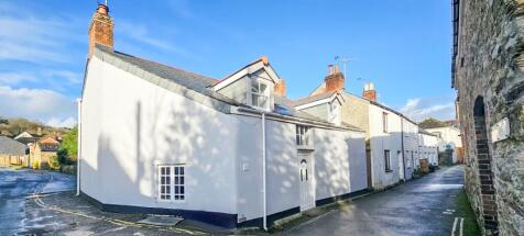 4 bedroom cottage for sale