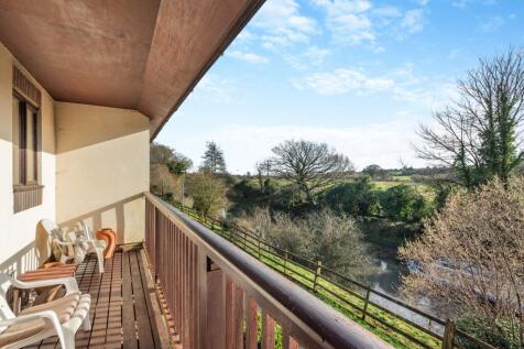 Kingsmanor Wharf, Devizes SN10 3 bed terraced house for sale
