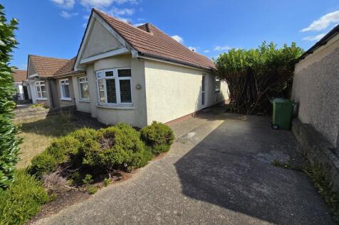 2 bedroom semi-detached bungalow for sale