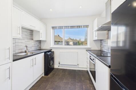 Fairwood Road, Llandaff, Cardiff. CF5 2 bed maisonette for sale