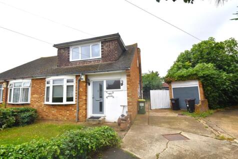 4 bedroom chalet for sale