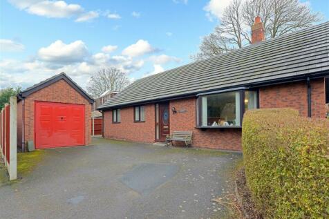 3 bedroom detached bungalow for sale