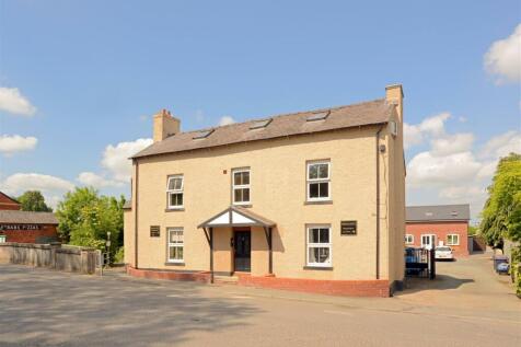 Minsterley, Shrewsbury 21 bed detached house for sale