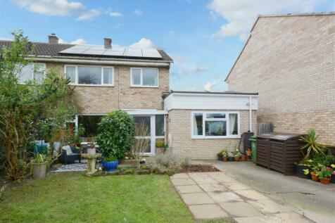 4 bedroom semi-detached house for sale