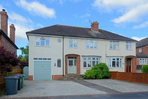 5 bedroom semi-detached house for sale