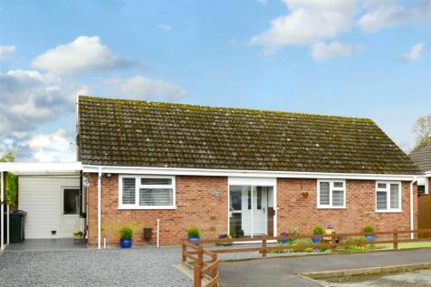 Mill Stream, Worthen, Shrewsbury 3 bed detached bungalow for sale