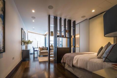 Studio flat for sale