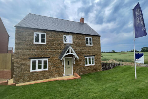 Middleton Cheney, Banbury... 4 bed detached house for sale