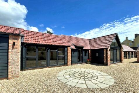 4 bedroom barn conversion for sale