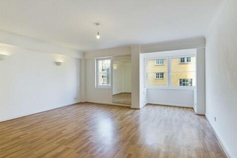 1 bedroom property for sale