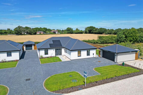 Hazel Shrub, Bentley, Ipswich 4 bed detached bungalow for sale
