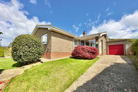 Brighstone, Isle of Wight 3 bed detached bungalow for sale