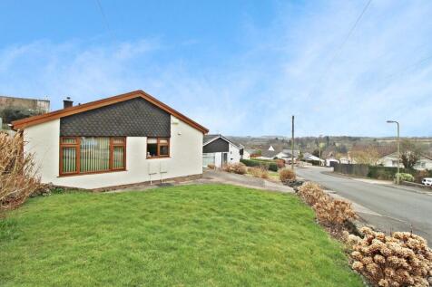 Llantrisant, Pontyclun CF72 3 bed detached house for sale