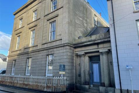Chapel Street, Penzance TR18 2 bed apartment for sale