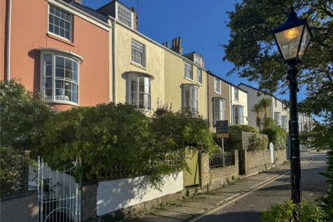North Parade, Cornwall TR18 4 bed terraced house for sale