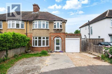 Walsingham Gardens, Epsom, KT19 3 bed semi