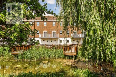 Beaumont Drive, Worcester Park, KT4 4 bed terraced house for sale