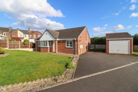 2 bedroom detached bungalow for sale