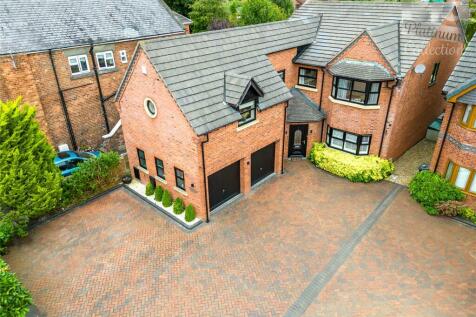 5 bedroom detached house for sale