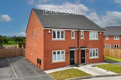 3 bedroom semi-detached house for sale