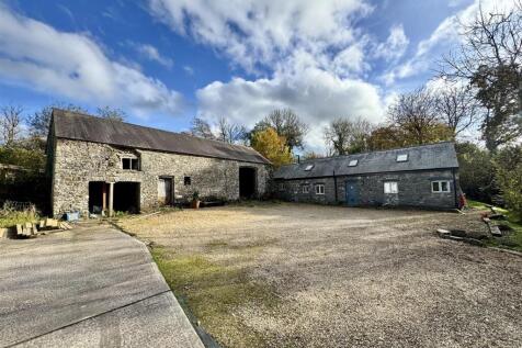 Crugybar, Llanwrda 3 bed cottage for sale